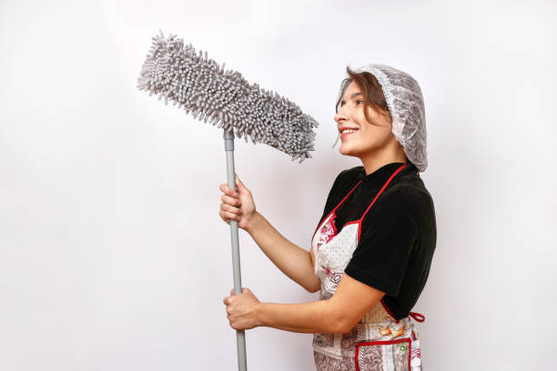 عاملات تنظيف قطر