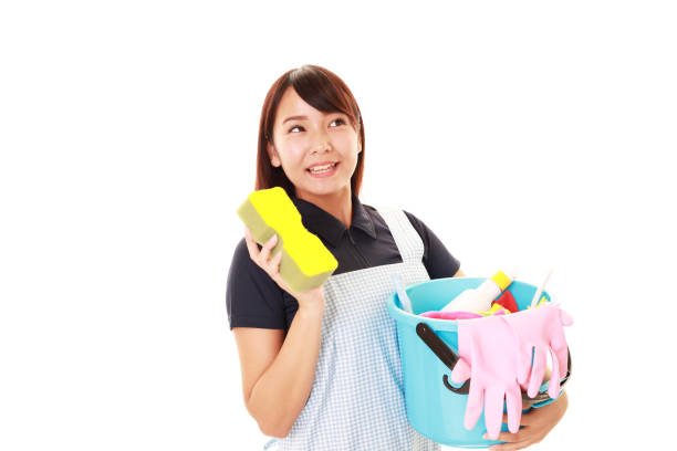 كيف يمكنني نقل كفالة خادمة في قطر؟