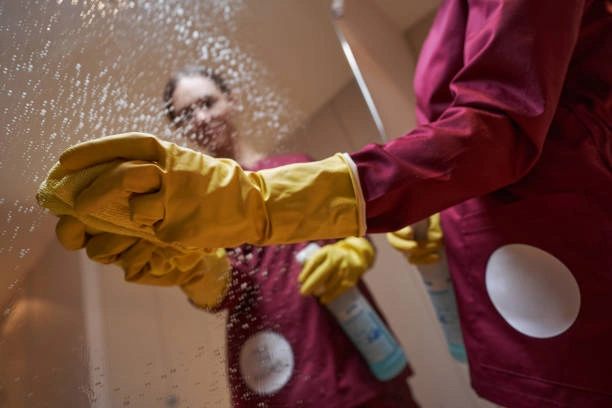 عاملات تنظيف للمناسبات في قطر