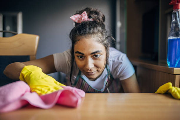 كيف أحصل على خادمة مقيمة؟