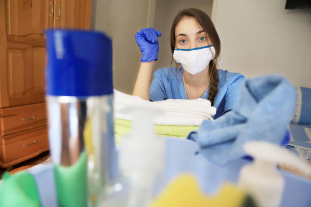 خدم بالساعة قطر