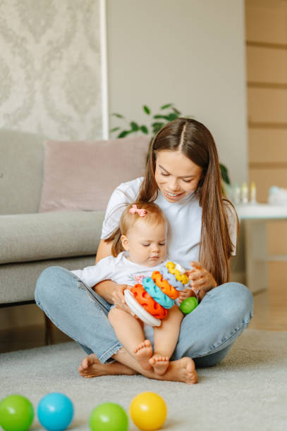 ناني بالساعات جليسة أطفال بالساعة في دبي