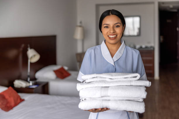 كم تستغرق مدة استقدام عاملة منزلية؟